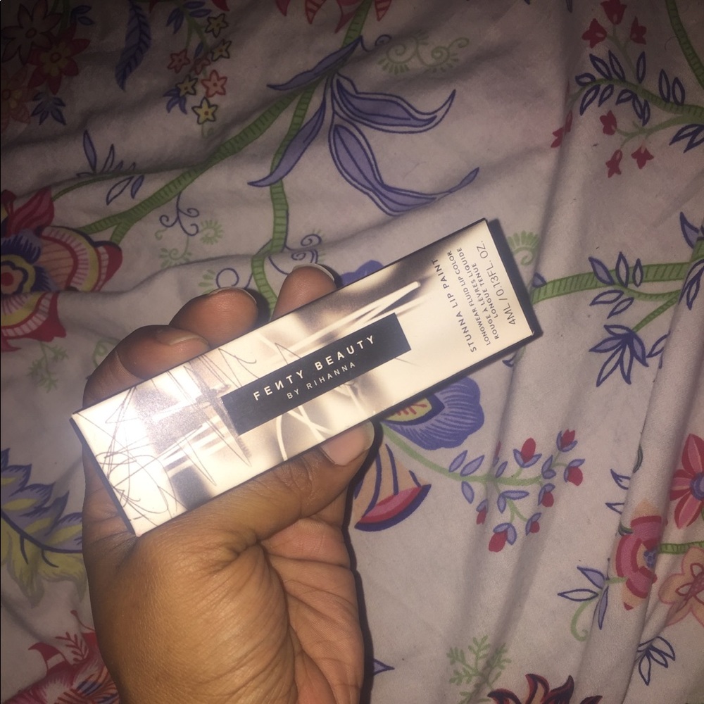 Fenty Lip Paint (7days will be removed )